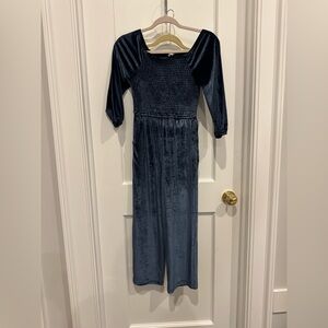 Kids Velvet Jumpsuit - holiday ready. Size 9/10.